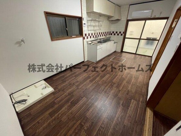 中宮東之町戸建　賃貸の物件内観写真